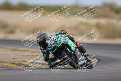 media/Dec-03-2022-CVMA (Sat) [[a3451eb8a4]]/Race 8 500 Supersport-350 Supersport/